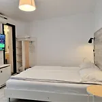 Rum i privatbostad Casa Eladi *