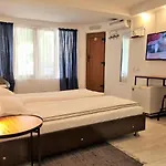 Casa Eladi *