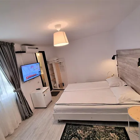 Casa Eladi Homestay *