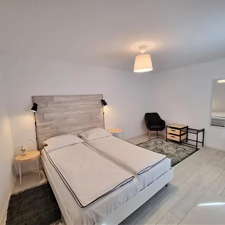 Casa Eladi