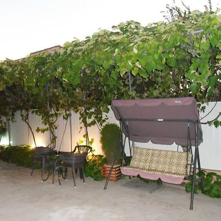 Homestay Casa Eladi